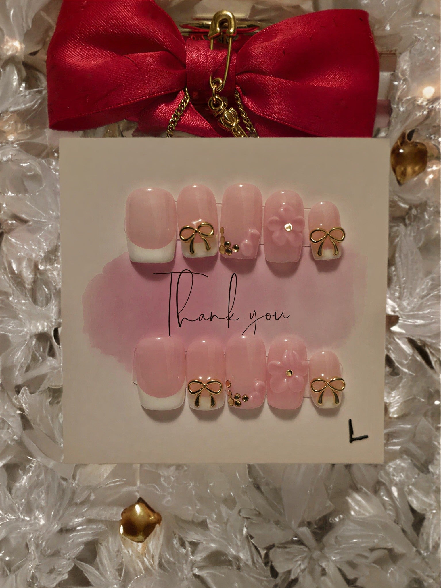 Alurën "Soft Gold Whisper" Nail Sets