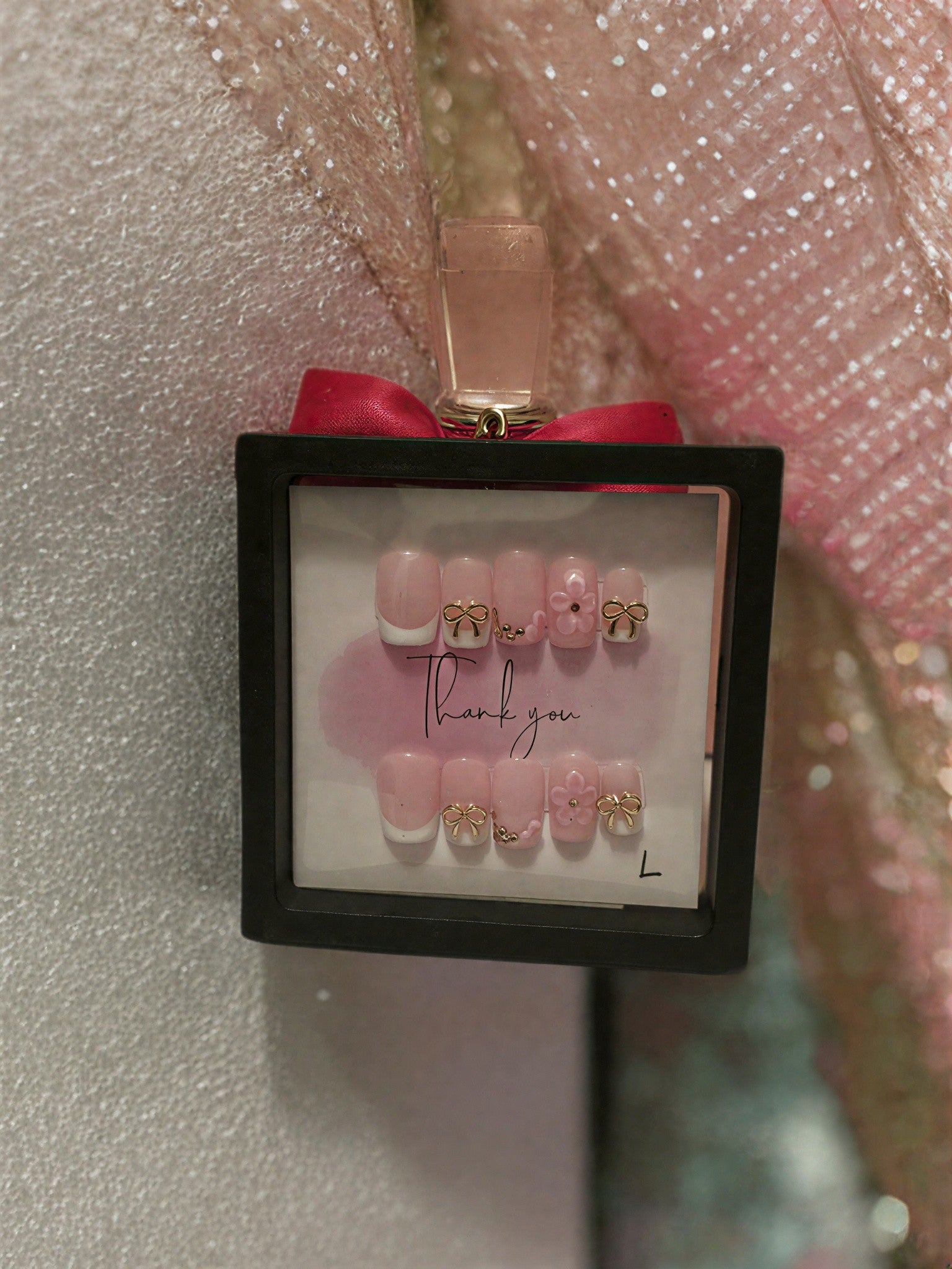Alurën "Soft Gold Whisper" Nail Sets